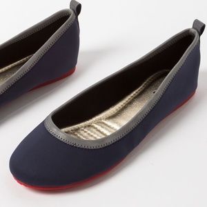 Betabrand Bike to Work Navy Neoprene Flats - NIB